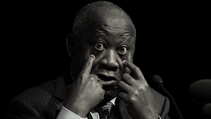 Gbagbo yeux ecarquillés