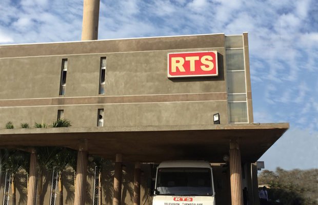 RTS-Dakar-Avid-les-locaux-RTS-620x400-1