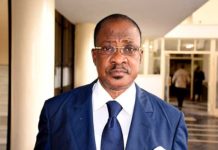 Madické Niang qualifie la campagne de « courte, intense et voluptueuse (sic) ». Voluptueuse ?
