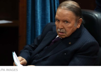 « Élisez-moi une 5ème fois pour que je démissionne » (Bouteflika)