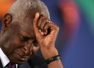 Dans la tête d’Abdou Diouf : « Mais qu’avait donc Macky à m’appeler dans cette galère ? »