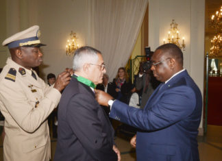 En commando commandé : Robert Bourgi note la classe politique et tente de dézinguer Idrissa Seck
