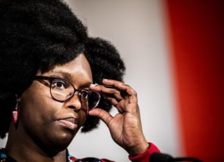 Fact checking : Non, Sibeth Ndiaye n’a pas dit «Yes, la meuf est dead» pour confirmer la mort de Simone Veil