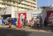 Auchan Peytavin encombre la voie publique (Préfet)