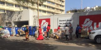 Auchan Peytavin encombre la voie publique (Préfet)