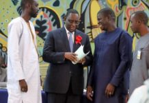 Macky Sall ce 1er mai aux journalistes : « la presse en ligne est en train de tuer la presse papier »