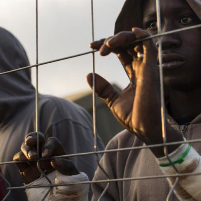 Migrants_Africains100815750