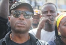 « Chaque vendredi, nous manifesterons jusqu’à la fin de son mandat »