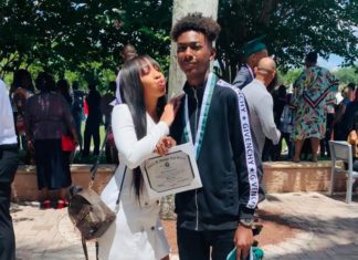 Philippe Ndour, le fils de Viviane et Bouba, reçoit son diplôme à Miami
