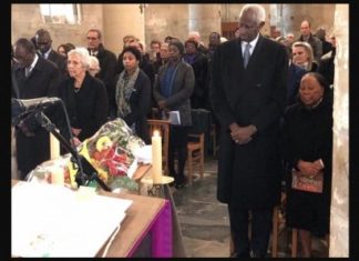 Messe de Colette : « Je suis un enfant de Senghor » (Abdou Diouf, à Verson)