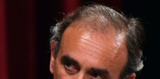 Contre CNews et Zemmour