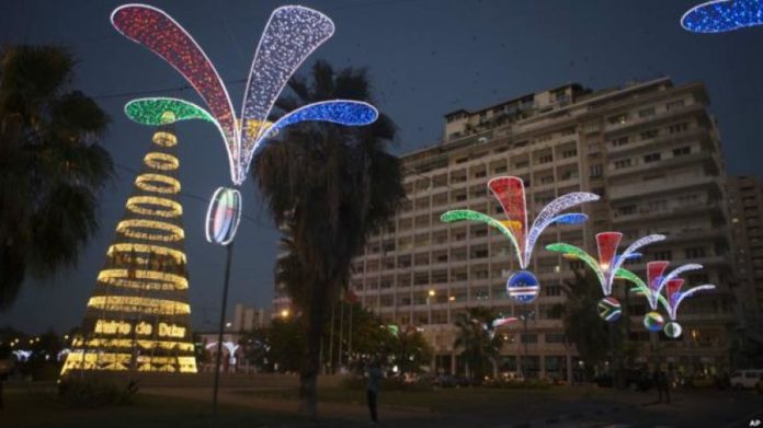 absence-de-decorations-dans-la-capitale-pour-noa-l-1184782