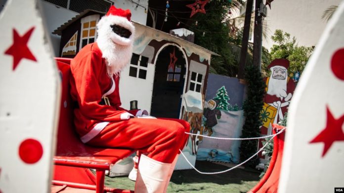 pere noel Noir