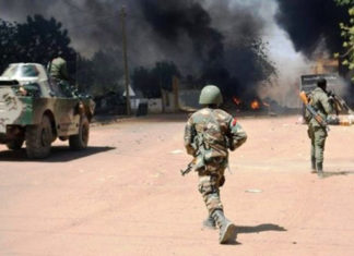 Mali : au moins 15 gendarmes tués dans une attaque contre un camp militaire
