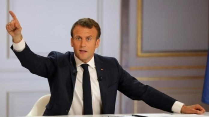 Macron libi