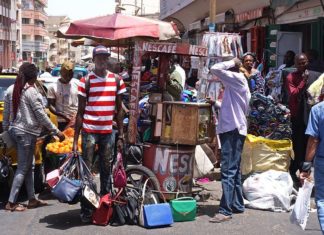 Le secteur informel sénégalais a réalisé un chiffre d’affaires de près de 10.000 milliards (Agence)