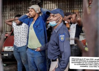 Corona-ivresse en Afrique du Sud : Pillages de magasins d’alcool après son interdiction, même la police s’y adonne