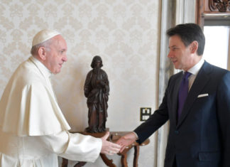 Fronde en Italie : « La pratique religieuse favorise la propagation du coronavirus », a déclaré le chef de gouvernement