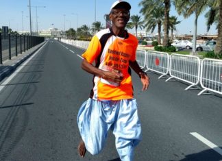 Sidy Diallo, 65 ans, confiné, réalisera un semi-marathon dans son appartement