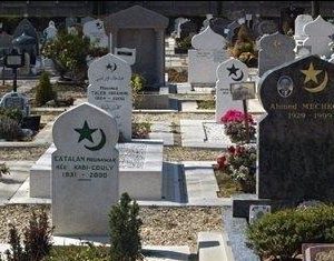 Covid-19 : à Tougueul (France) les Africains ne savent plus où enterrer leurs morts