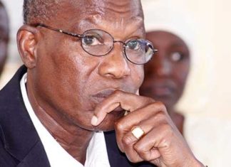 Politique du livre : Dans une tribune, l’ex-ministre de la Culture Latif Coulibaly rabat le caquet au poète-éditeur Amadou Lamine Sall