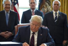 Etats-Unis : Trump retire la « couverture » aux réseaux sociaux