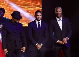 Drogba : « Je dirai à Eto’o et Diouf d’encourager nos jeunes frères qui évoluent dans différents clubs »