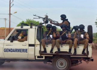 Burkina Faso : 12 Morts « supects » en une nuit dans une gendarmerie (HWR)
