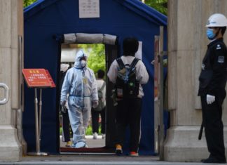 Wuhan : Dans le berceau du coronavirus, les lycéens de retour dans les classes