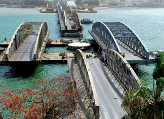 Ces Saint-Louisiens qui demandent le retrait de la statue Faidherbe et la rebaptisation du pont Faidherbe