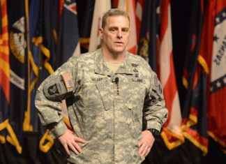 Grande solitude de Trump : Mark Millet, le Chef d’état major des armées refuse de prendre »des décisions idiotes »