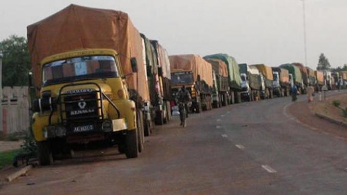 camions_de_transport_de_marchandises