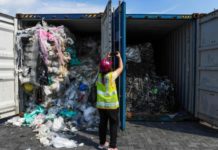 Déchets toxiques : Onze tonnes à destination du Sénégal interceptées