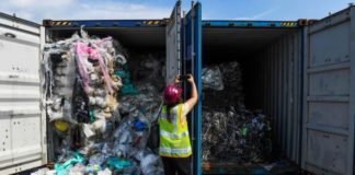 Déchets toxiques : Onze tonnes à destination du Sénégal interceptées