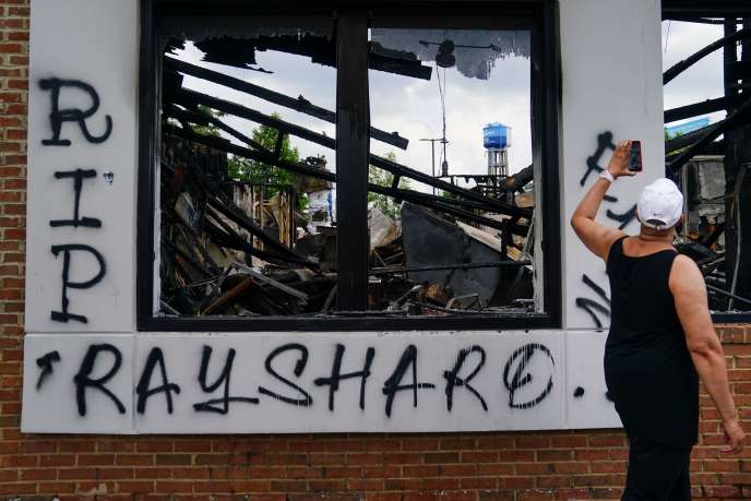 etats-unis-a-atlanta-la-reponse-rapide-des-autorites-apres-une-nouvelle-bavure-policiere-1