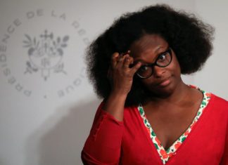 Sibeth Ndiaye « auto-débarquée » pour « raisons personnelles et familiales ». « Raisons familiales », ce n’est pas assez comme « raisons personnelles »?