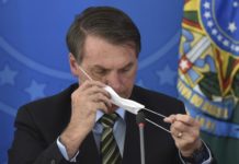 Brésil : Facebook supprime plusieurs comptes liés à Jair Bolsonaro pour leurs messages de désinformation