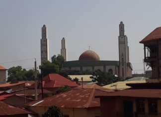 Affaire de l’imam guinéen arrêté pour prières en malinké : « Il est formellement interdit de prier dans une autre langue que l’arabe »