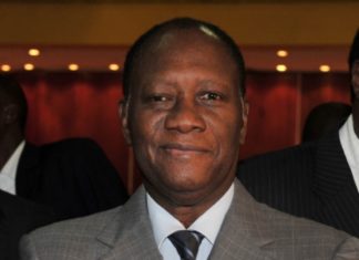 Culte du chef : Alassane Ouattara supplié de se « rereprésenter » par les députés, sénateurs et maires du parti au pouvoir