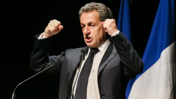 nicolas-sarkozy-raconte-la-fois-ou-il-s-est-fait-cogner-a-la-fac.jpg
