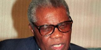 Loin d’Afrique : l’ex-président du Congo Pascal Lissouba est enterré en France