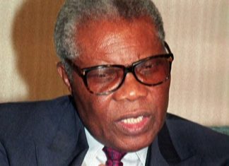 Loin d’Afrique : l’ex-président du Congo Pascal Lissouba est enterré en France