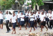 RDC: des hommes armés ont attaqué des élèves et « violé les filles » à la veille d’un examen