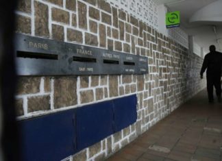 60 ans après l’indépendance du Gabon, la France à chaque coin de rue de Libreville