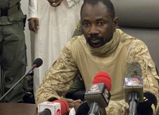 Qui est le colonel Assimi Goïta, à la tête de la junte militaire au Mali?