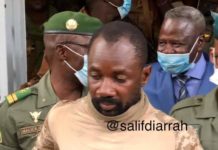 Le colonel malien Assimi Goita, chef de la junte au pouvoir, l’imam Dicko retourne se consacrer à sa mosquée