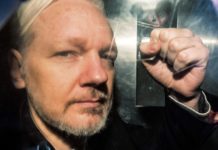 Julian Assange souffre d’une « dépression sévère » et « entend des voix et de la musique imaginaires » en prison