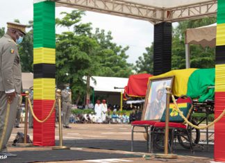 Obsèques nationales au Mali: le dernier hommage à l’ancien président Moussa Traoré, mort à 83 ans
