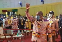 Alpha Condé candidat à un 3e mandat, l’opposition se mobilise contre « la plus grande désillusion de l’histoire politique » de Guinée