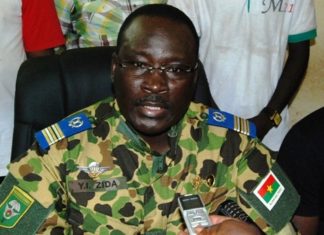 Présidentielle au Burkina: en exil, l’ex-Premier ministre Zida sera investi candidat